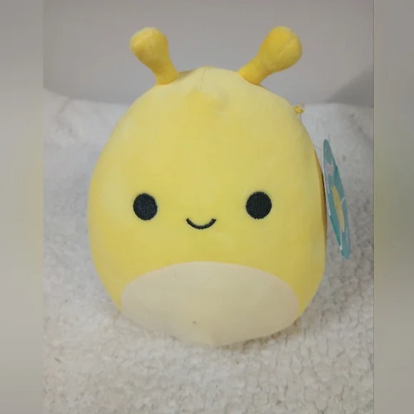 Squishmallows Zarina The Yellow Banana Slug Plush NWT - Picture 2 of 7